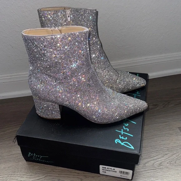 Betsey Johnson Sparkling Silver Ankle Booties - Picture 3 of 6